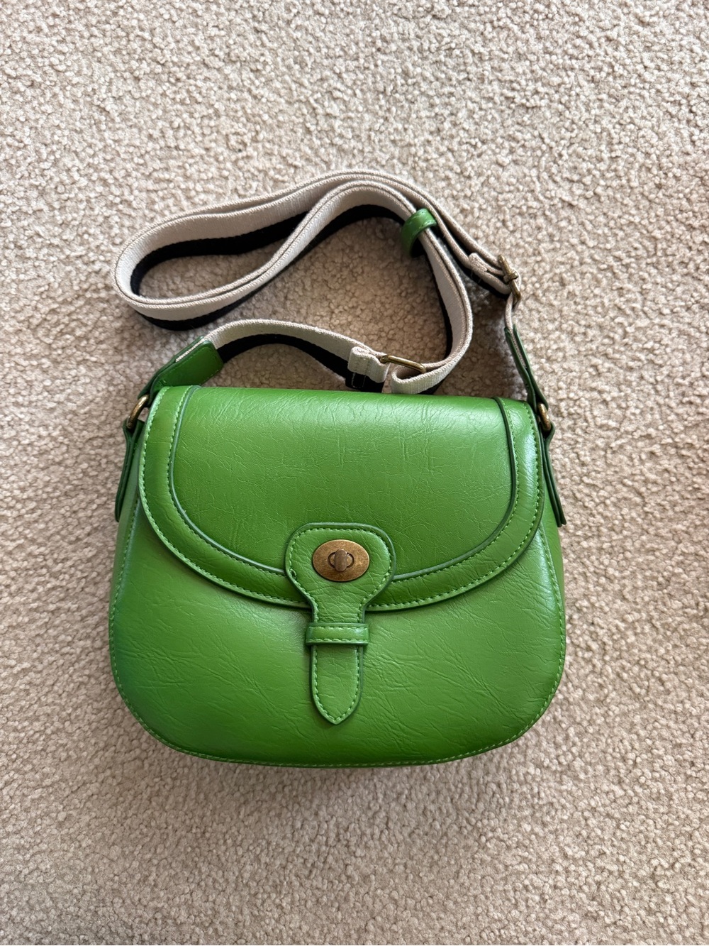 American Threads Green Saddle Crossbody with Contrast Strap